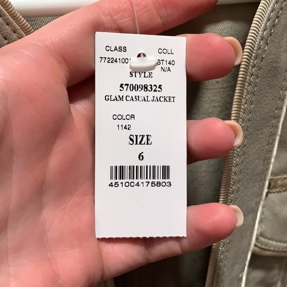 Light brown/tan jacket from WHBM. Size 6 - Picture 9 of 9